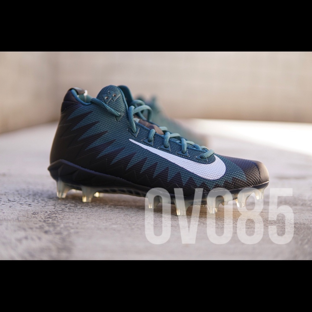 Nike Alpha Menace Cleats